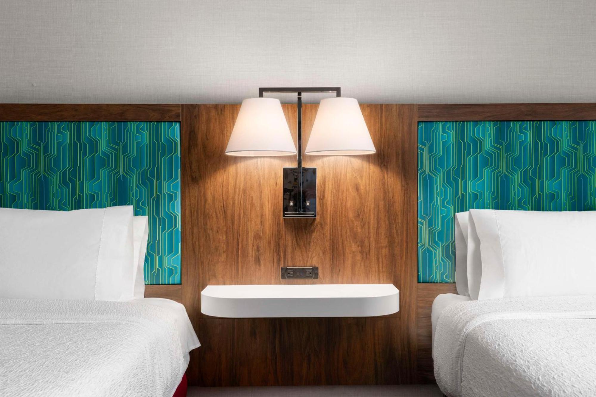 Hampton Inn Chicopee - Springfield Extérieur photo