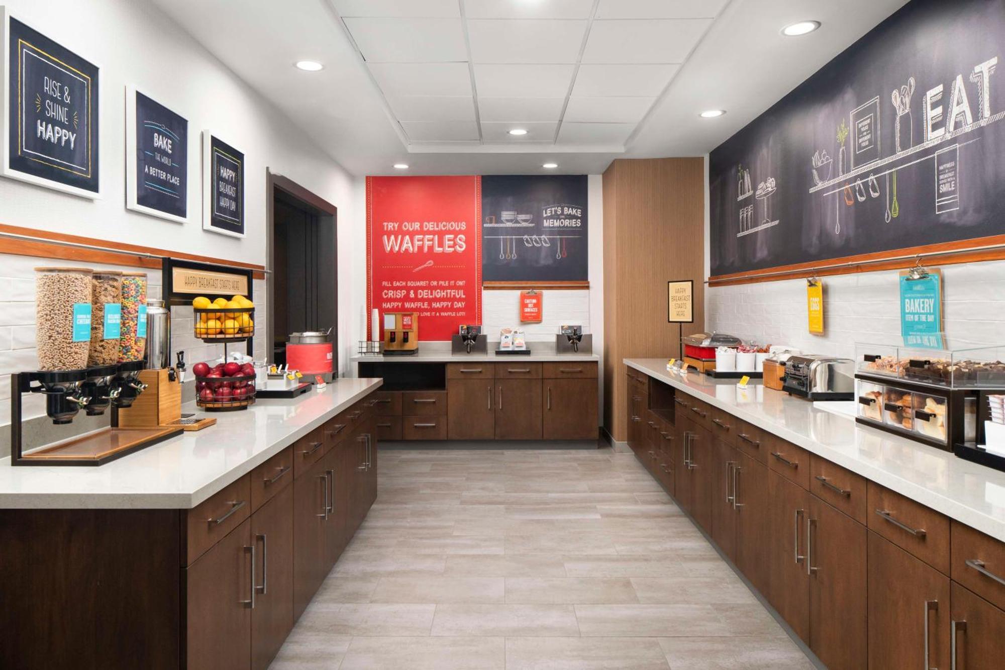 Hampton Inn Chicopee - Springfield Extérieur photo