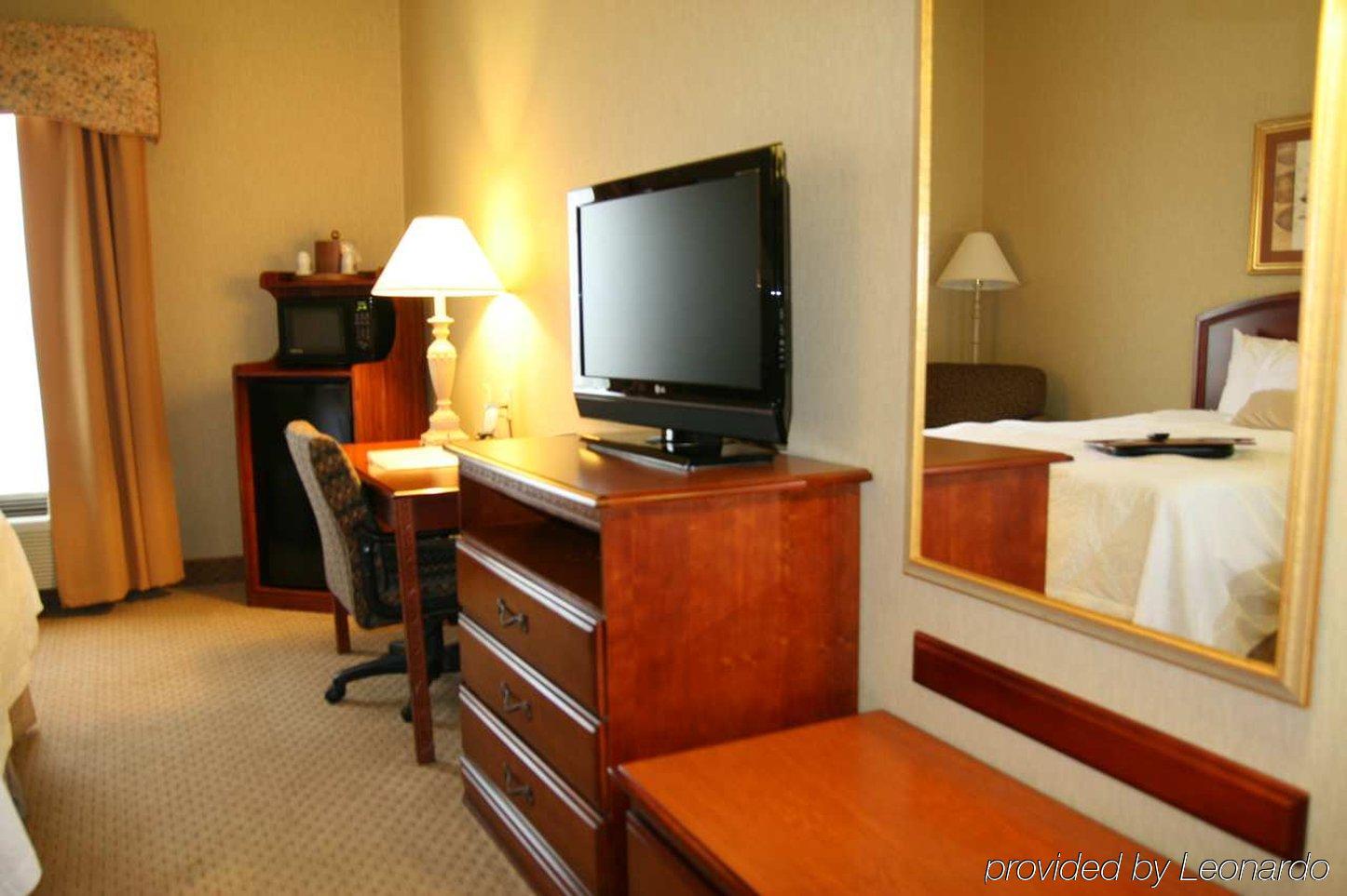 Hampton Inn Chicopee - Springfield Extérieur photo