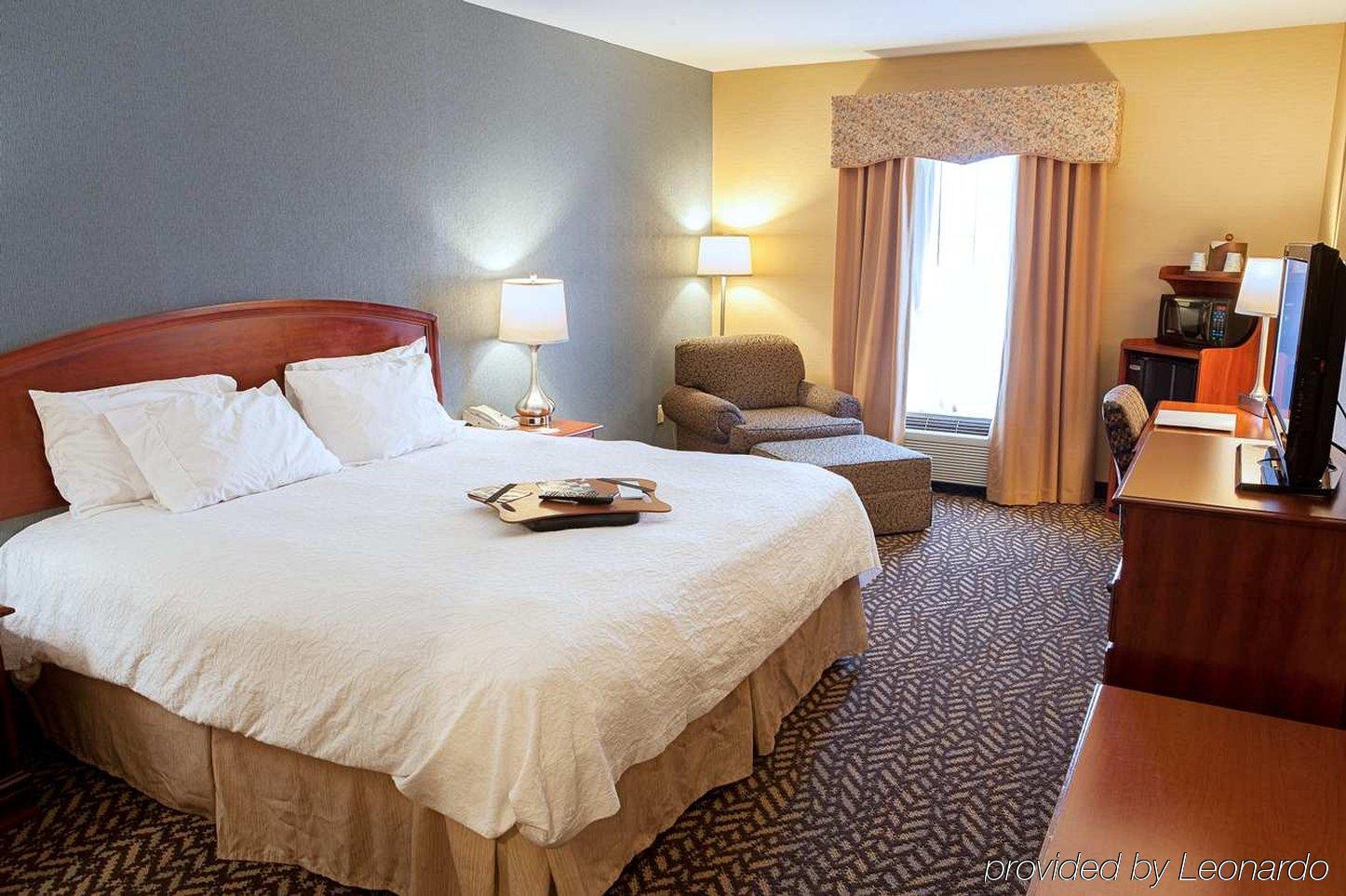 Hampton Inn Chicopee - Springfield Extérieur photo