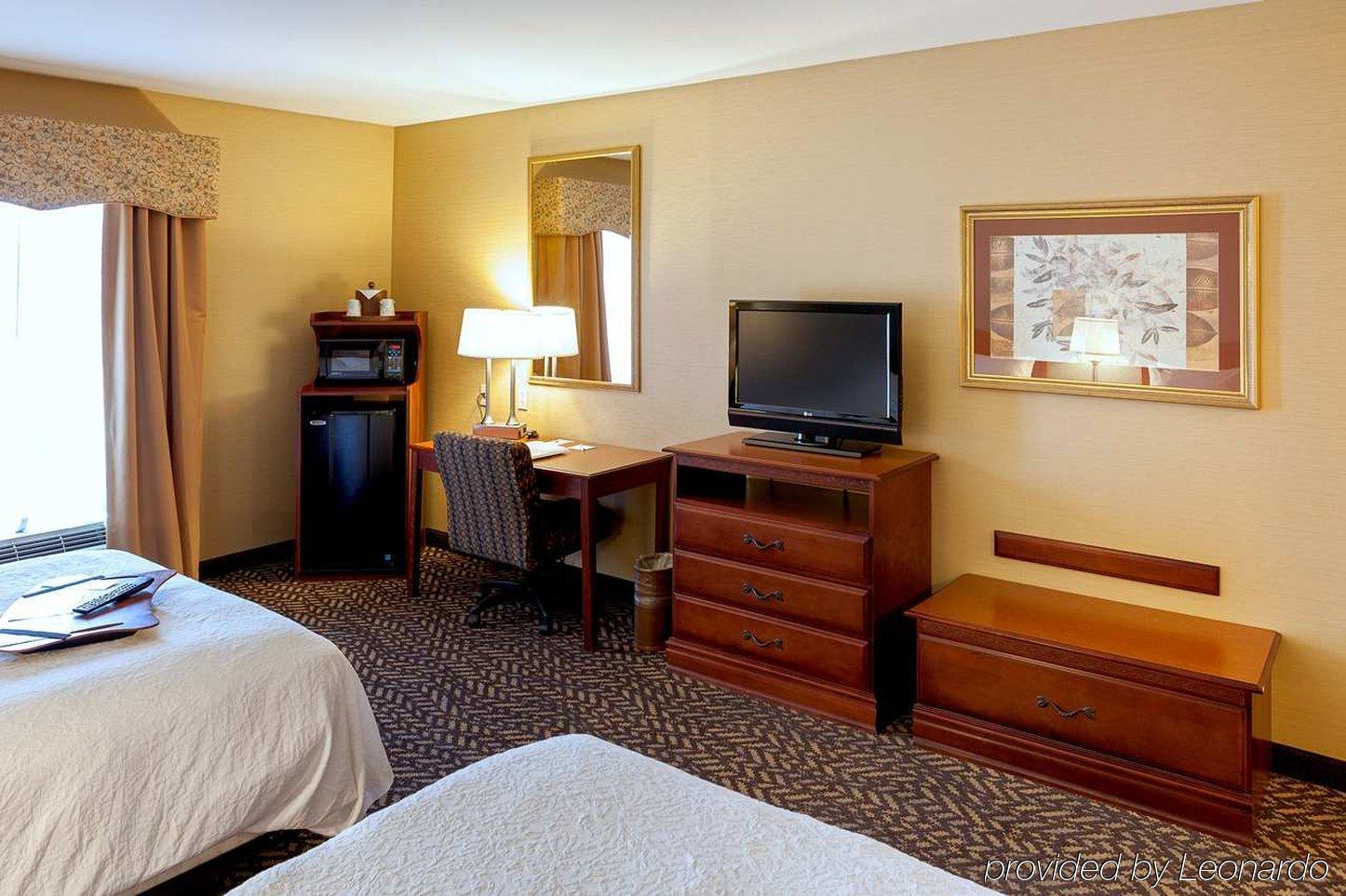 Hampton Inn Chicopee - Springfield Extérieur photo