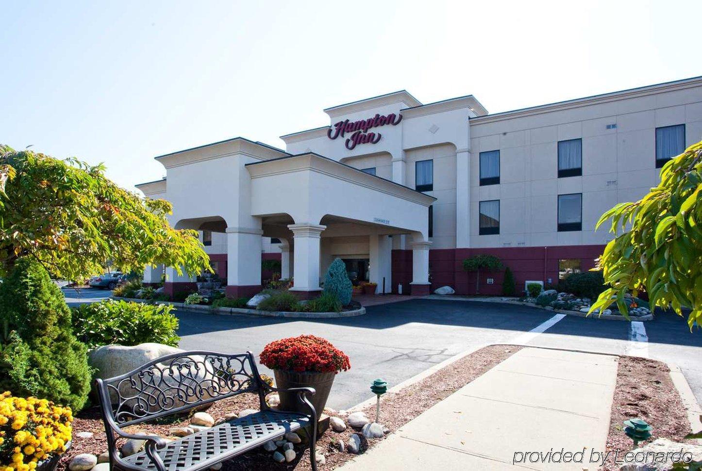 Hampton Inn Chicopee - Springfield Extérieur photo