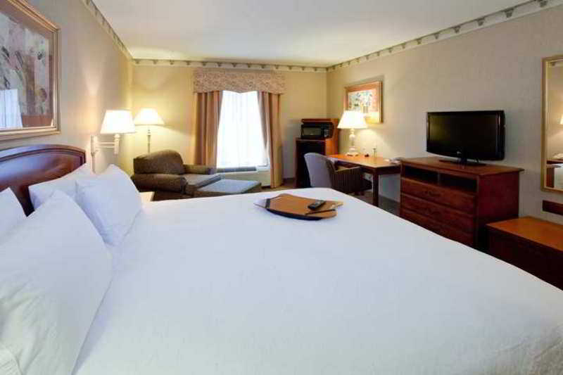 Hampton Inn Chicopee - Springfield Extérieur photo
